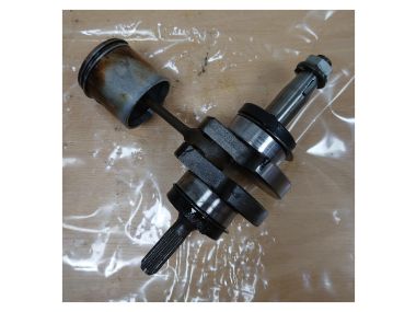 Suzuki 2.2HP 2 Stroke Crankshaft Assembly (12200-98404-000)