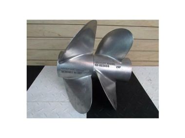 Original stainless steel MerCruiser propeller set for Bravo 3 24P (48-823665 / 48-823666) (used, but 100% good)