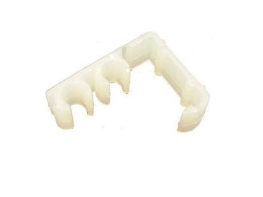 Yamaha / Parsun Clamp, Nylon A F4 & F5 (90464-05122)